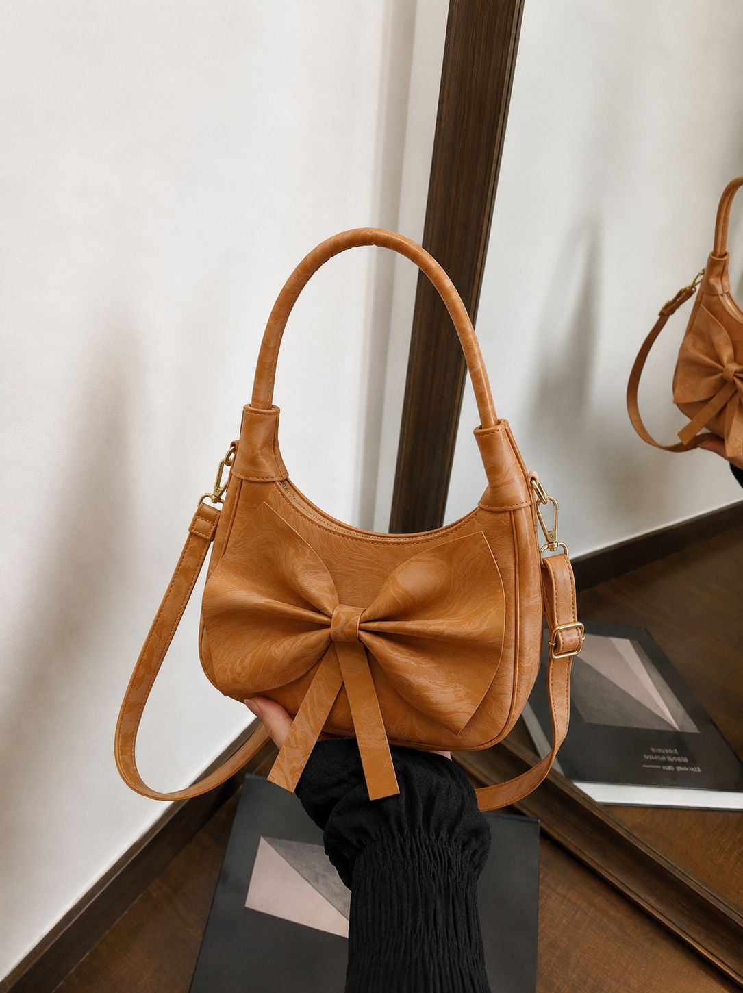 VELOURA BOW STYLE HAND BAG (MARBLE TEXTURED)