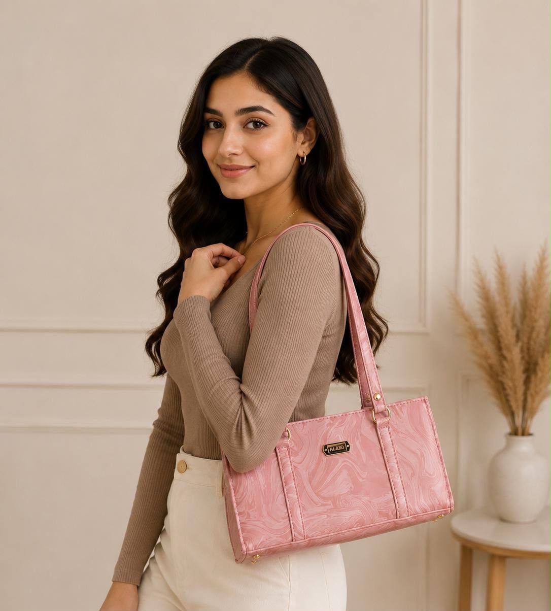 MARBLE TEXTURE SHOULDER BAG