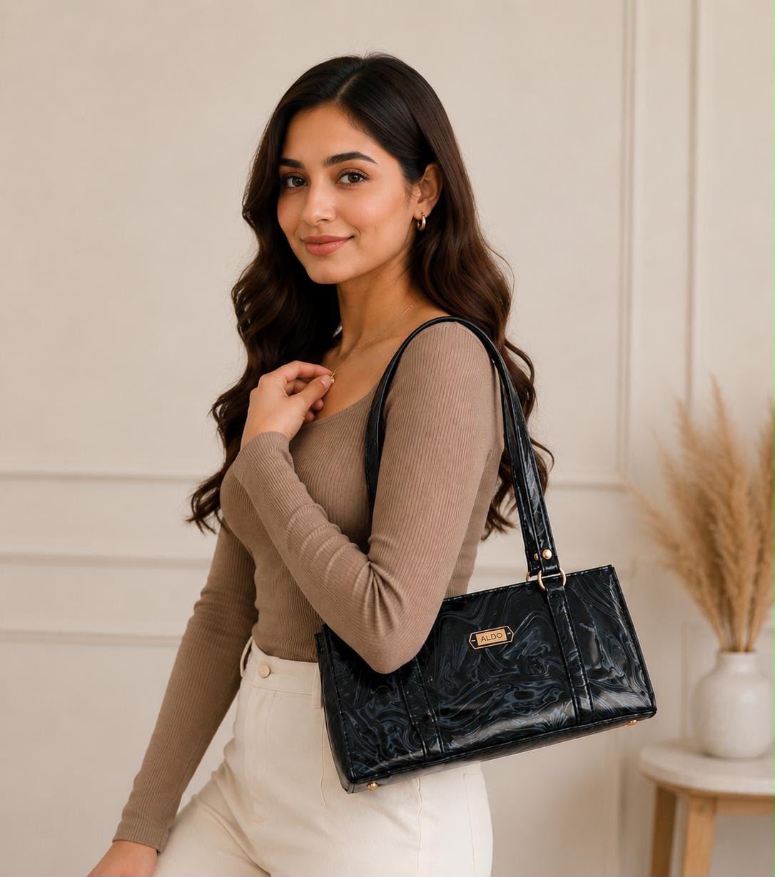 MARBLE TEXTURE SHOULDER BAG