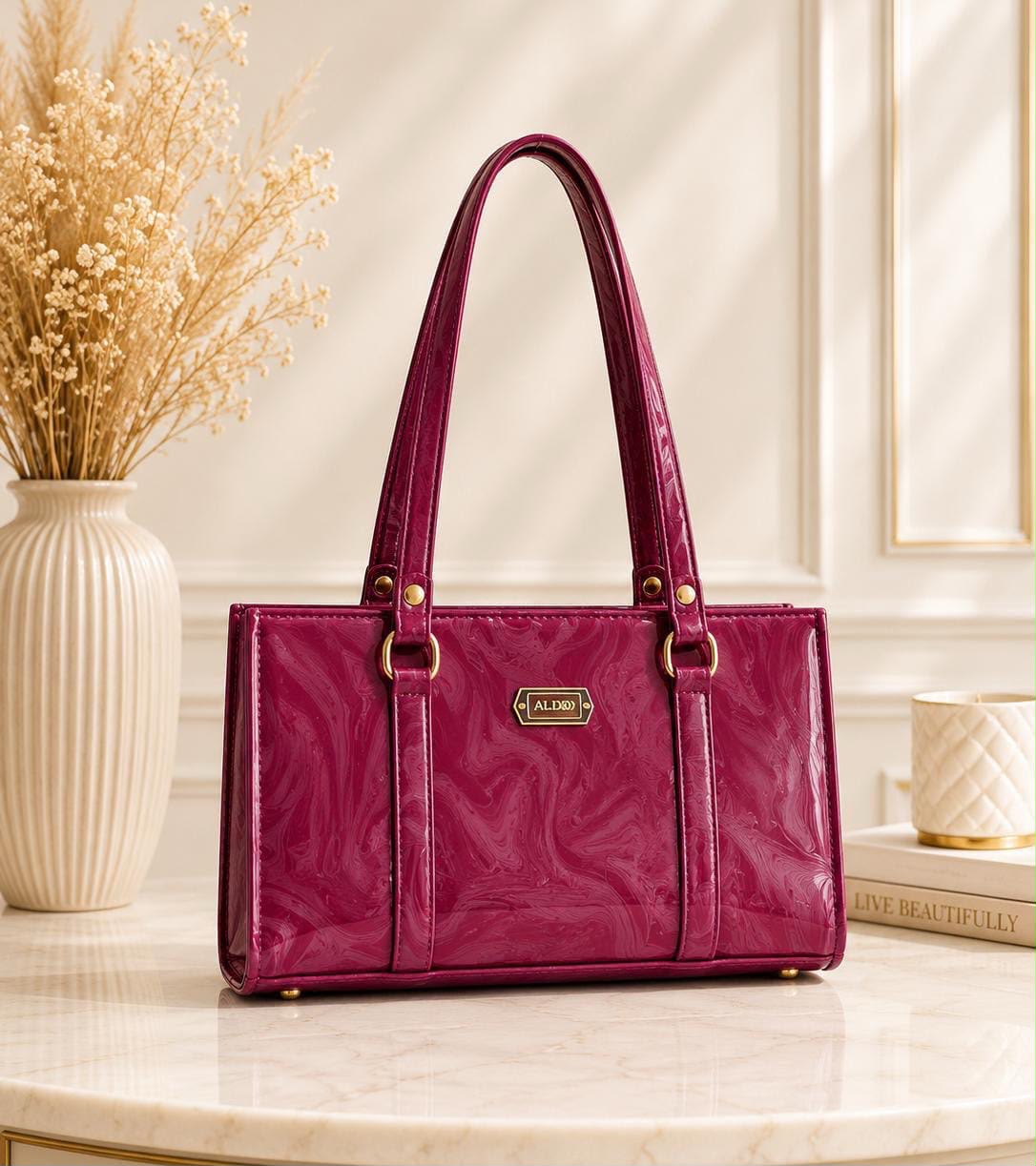MARBLE TEXTURE SHOULDER BAG