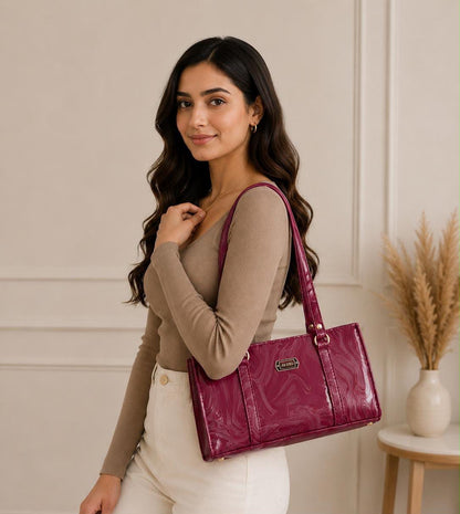 MARBLE TEXTURE SHOULDER BAG