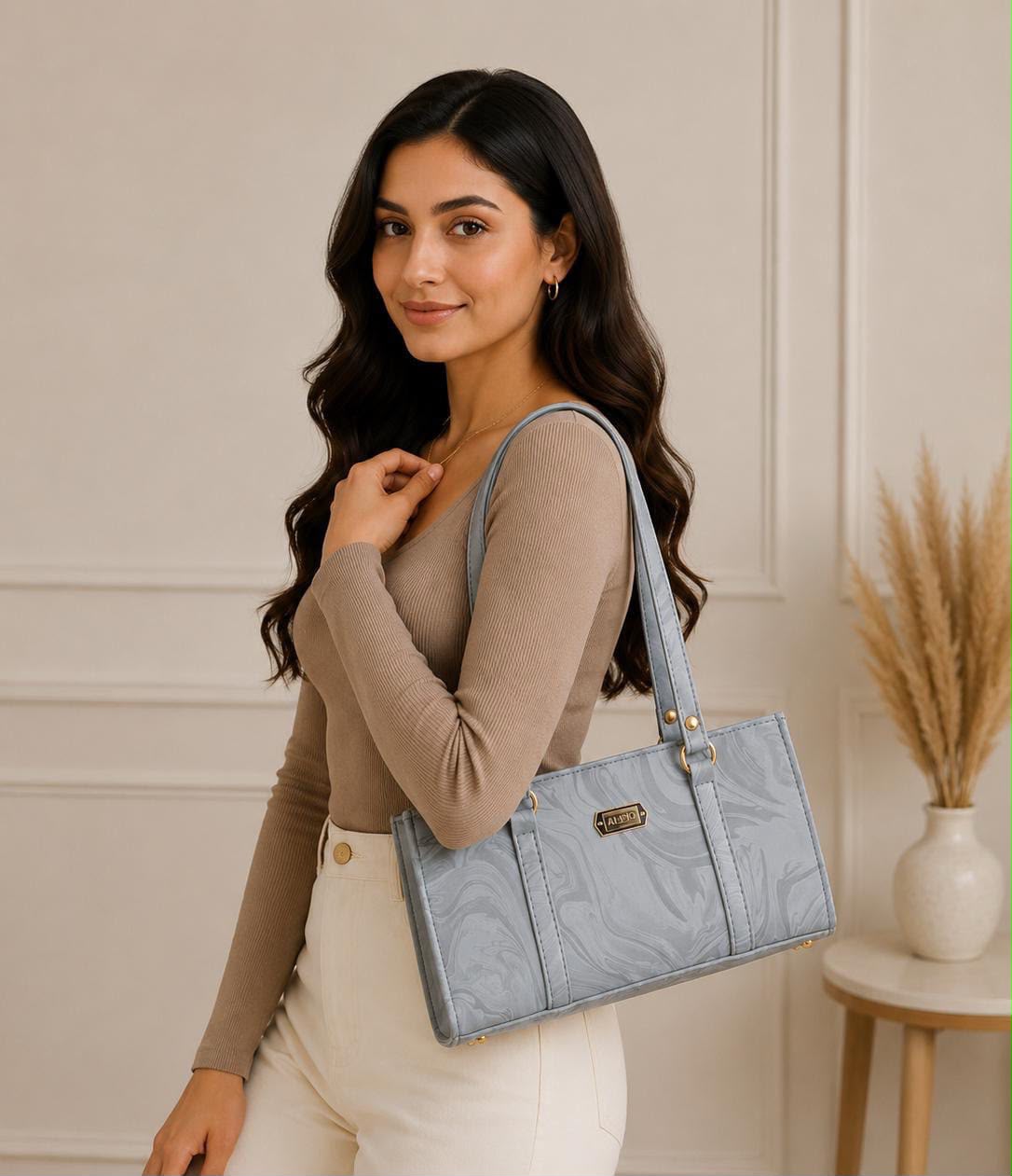 MARBLE TEXTURE SHOULDER BAG