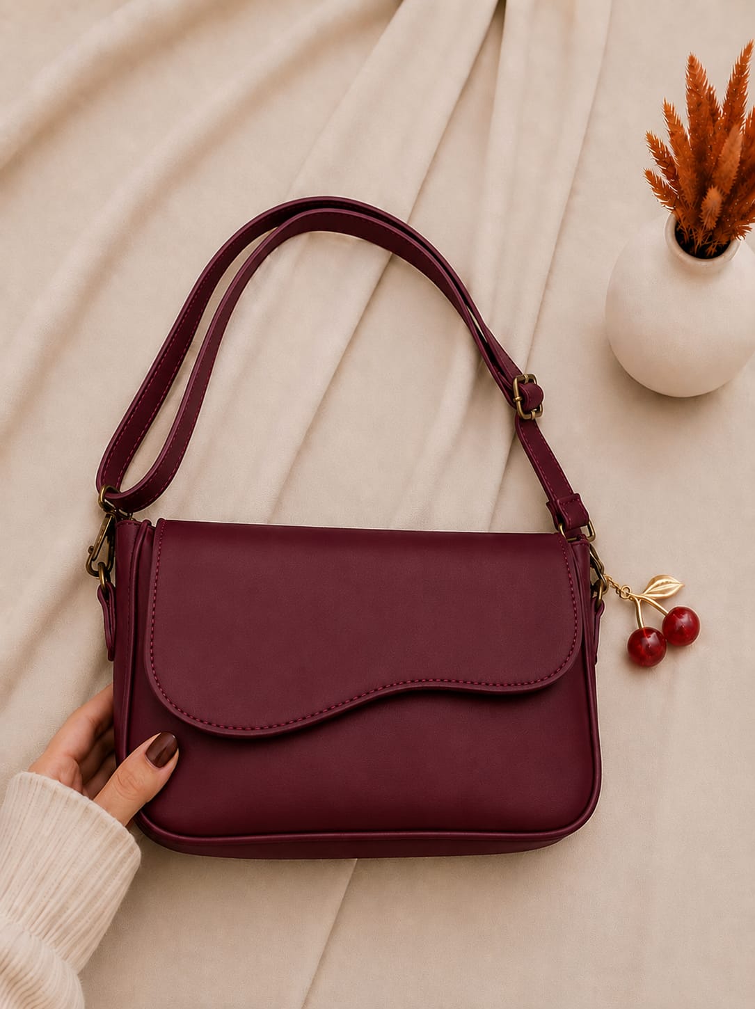 CHERRY SHOULDER BAG
