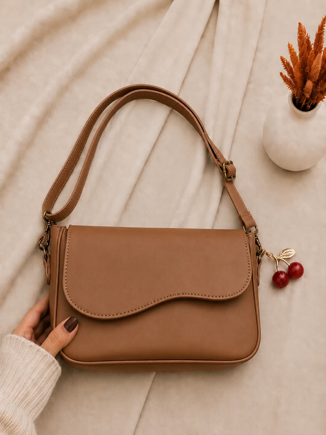 CHERRY SHOULDER BAG