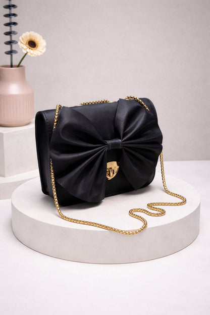 LADY BOW CLASSIC HAND BAG